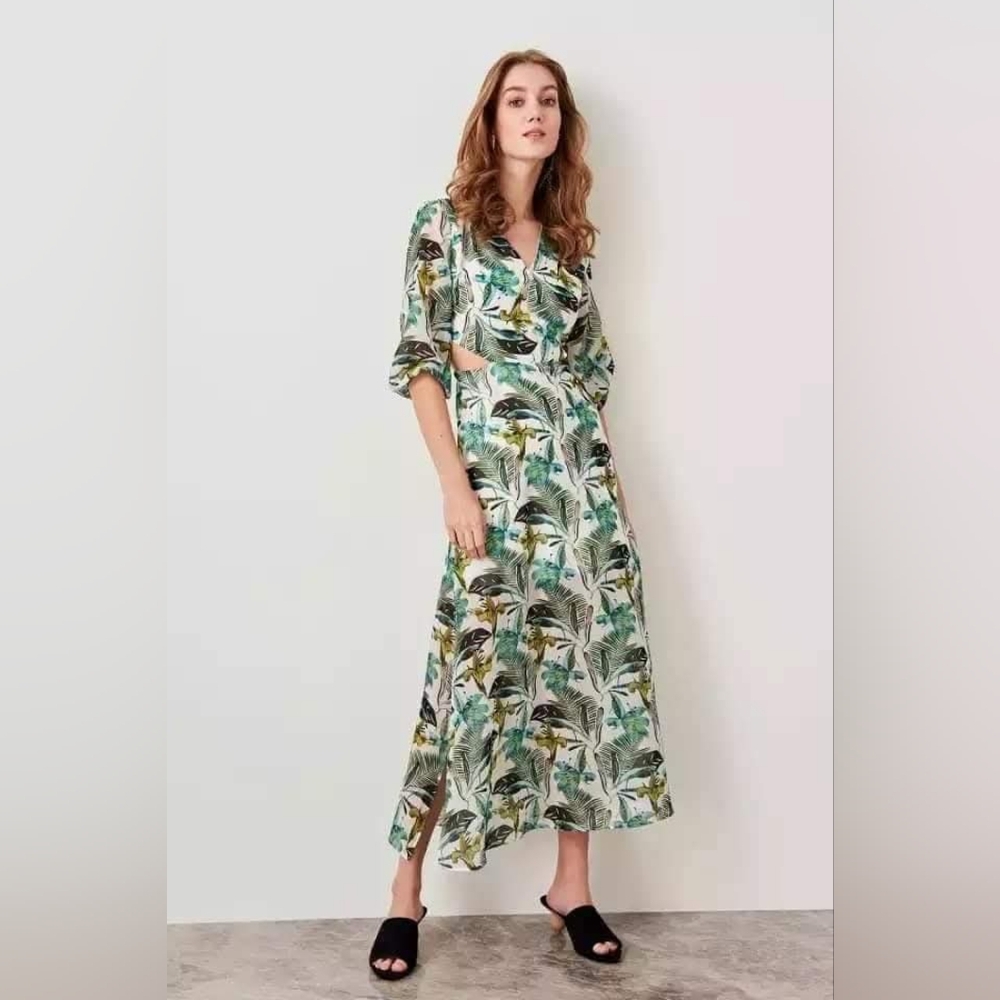 NWT New Trendyol Tropical Print Maxi Dress